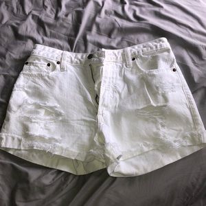 Abercrombie White distressed high rise jean short